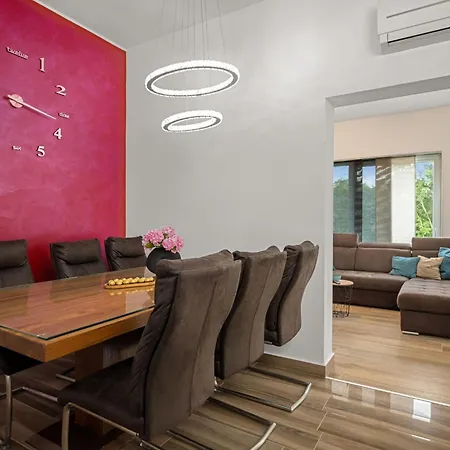 Vivento By Interhome Vozilici