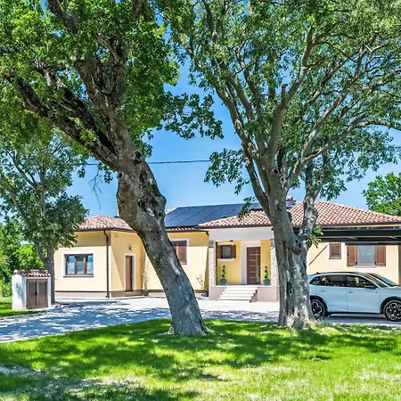 Vivento By Interhome Feriehus Vozilici